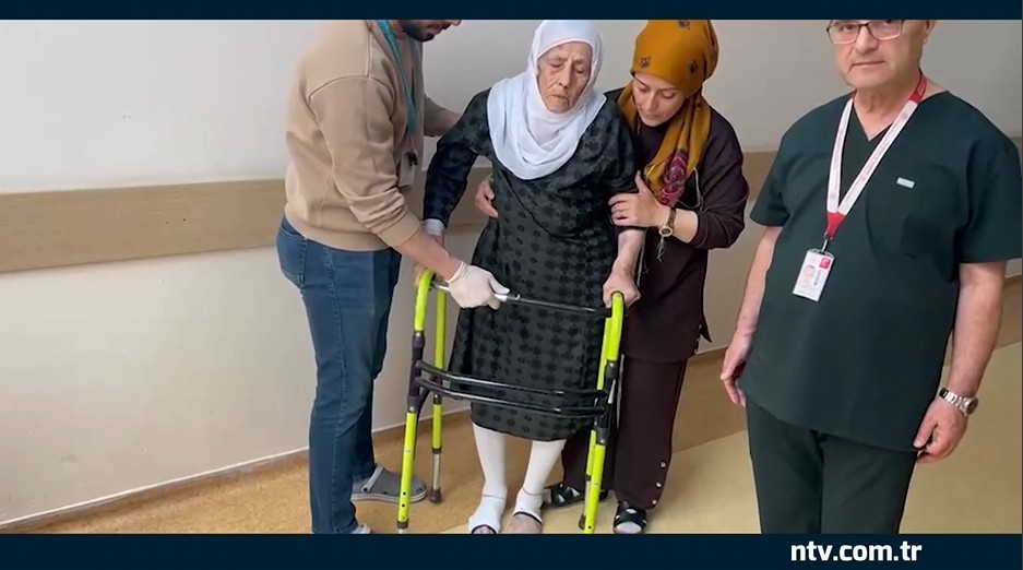107'lik Fatma Nine Mucizesi! Kalça Kırığına Rağmen 2 Günde Ayağa Kalktı, Doktorlar Şaşkın!
