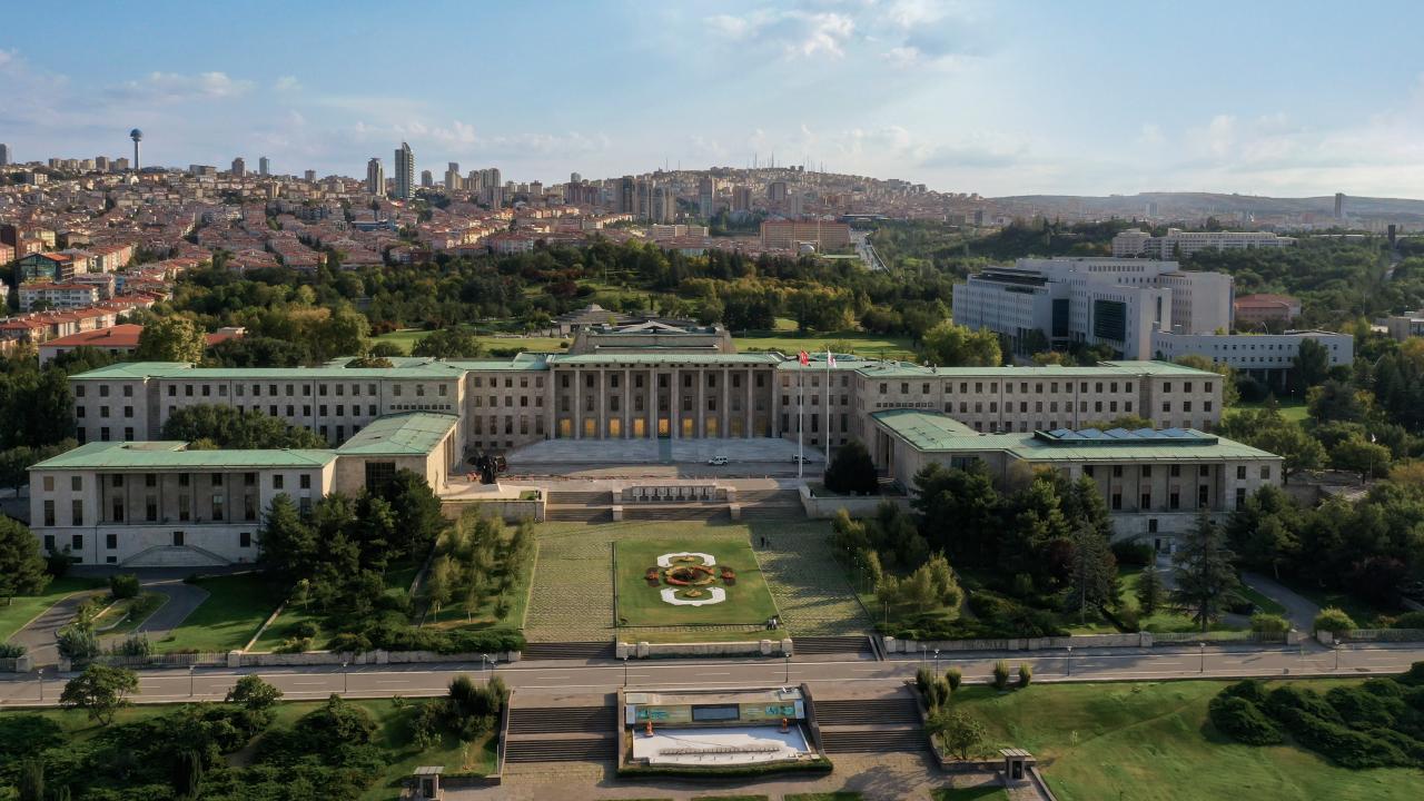 AK Parti'den 'Terörsüz Türkiye' İçin Hukuki Adım: Çerçeve Kanun Teklifi İmzaya Açıldı