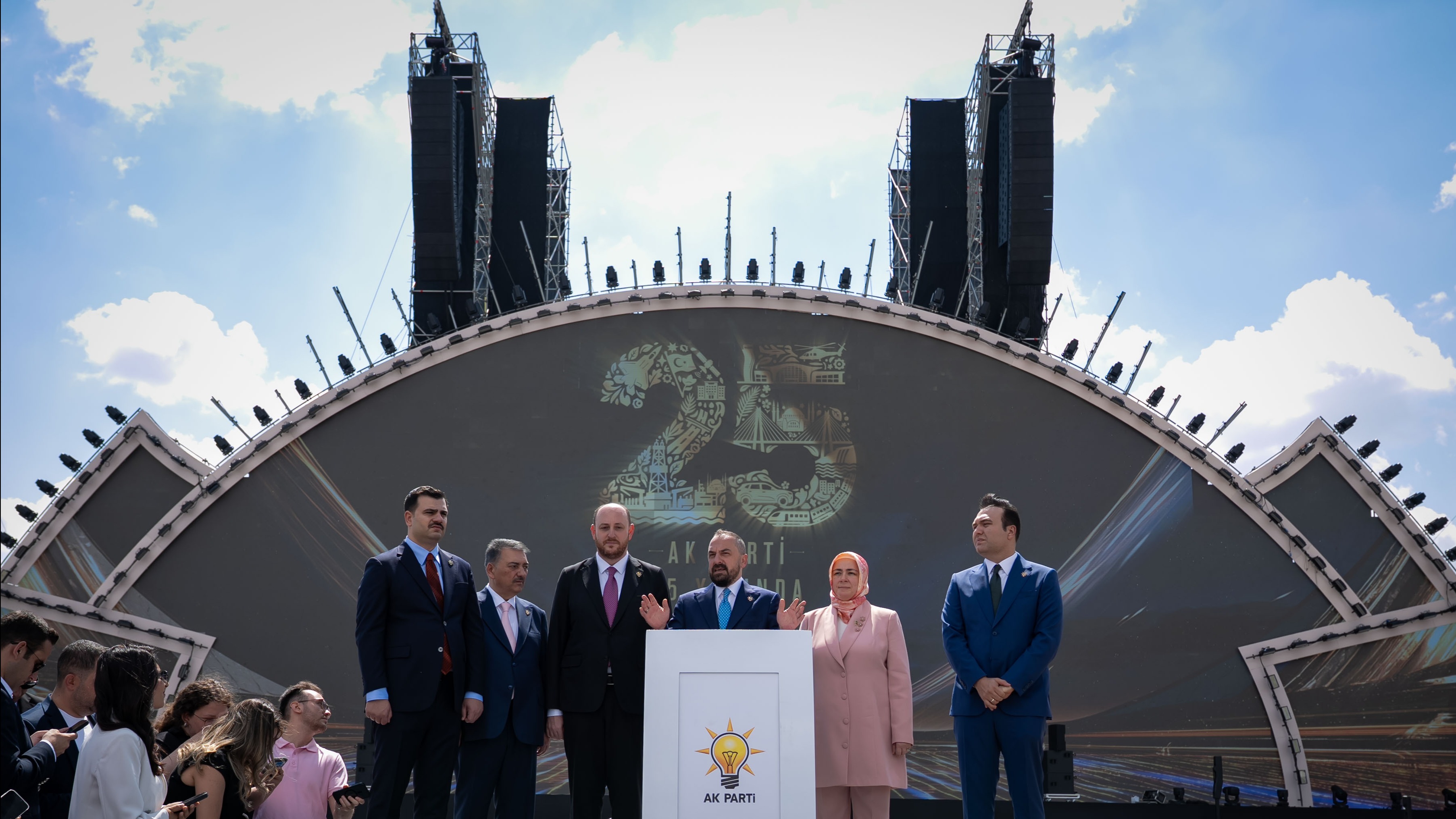 AK Parti'nin 25'inci Yıl Mitingi İçin Hazırlıklar Tamamlandı