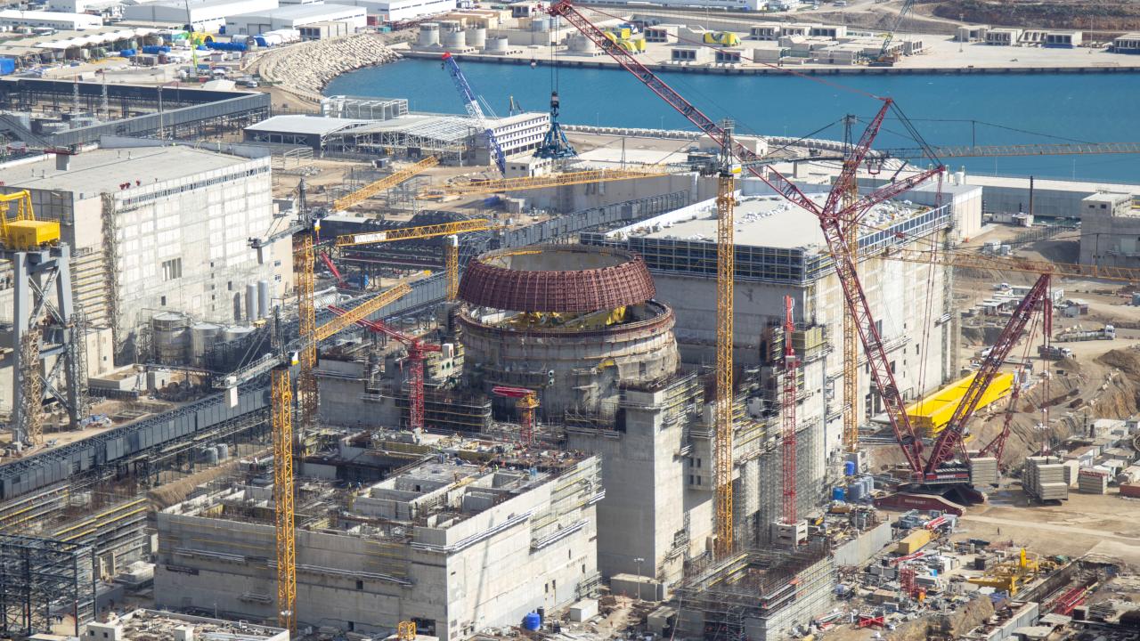 Akkuyu'da Dev Adım! Nükleer Santralın İkinci Ünitesinde Kritik Katman Tamamlandı, Türkiye Enerji Bağımsızlığına Bir Adım Daha Yaklaştı!
