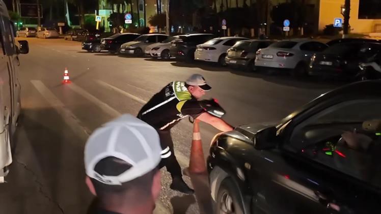 Alkollü Sürücü Dehşeti! 'Anksiyetem Tuttu' Deyip Polise Çarptı ve Kaçtı! İşte O Anlar...