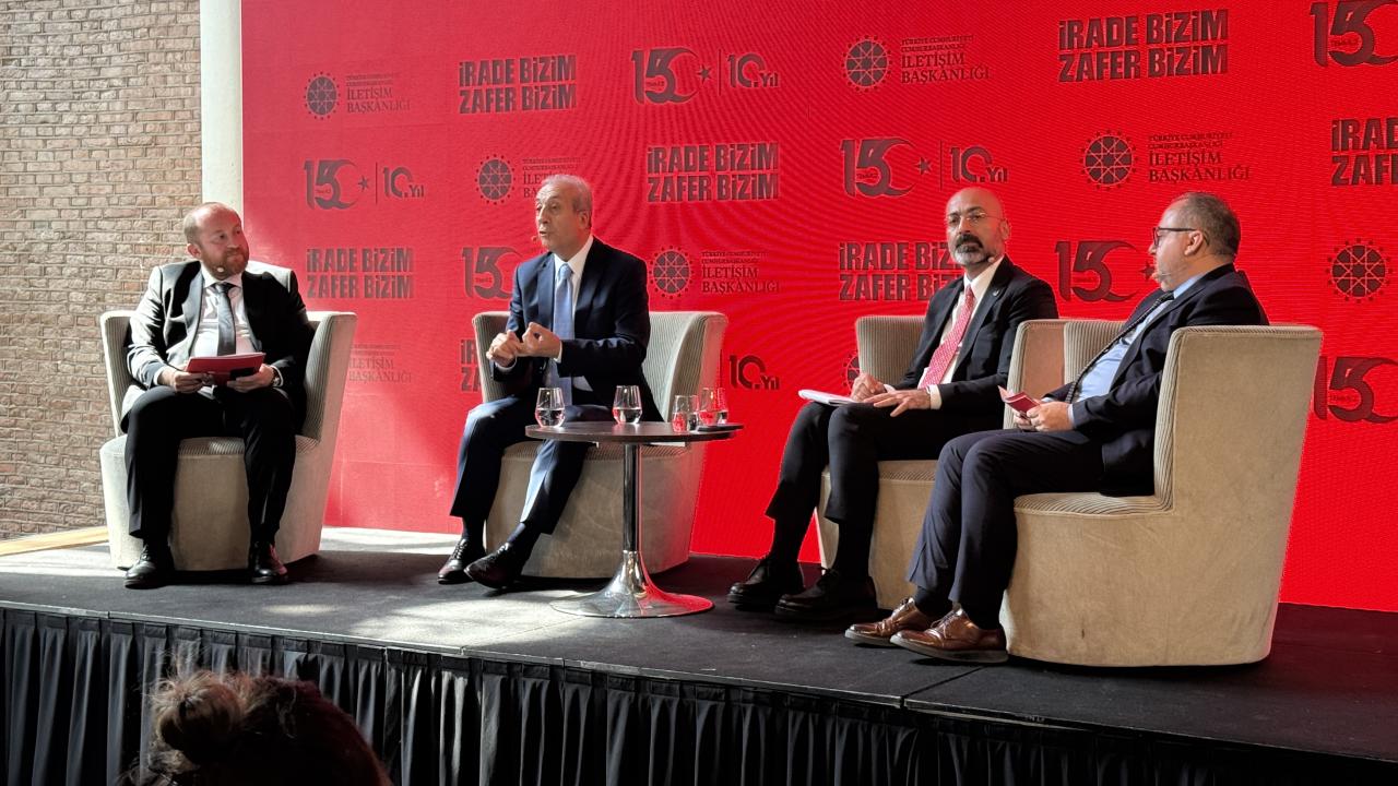 Amsterdam'da 15 Temmuz Paneli: 'İrade Bizim Zafer Bizim'