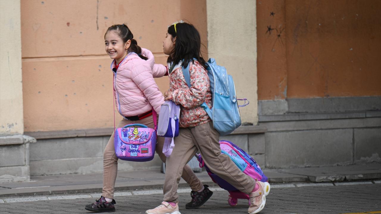 Ankara'da Şiddete Karşı 'Nezaket Haftası': Okullarda Zorbalığa Savaş Açılıyor!