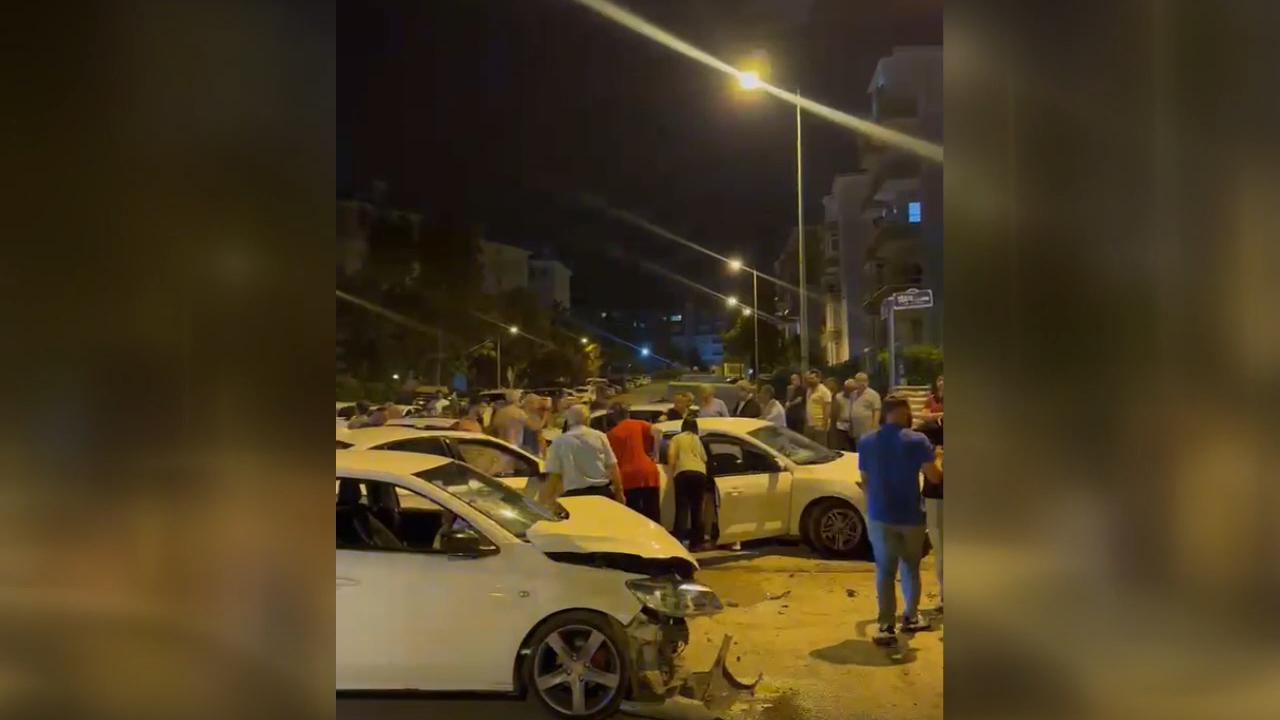 Ankara'da Zincirleme Trafik Kazası: 4 Yaralı