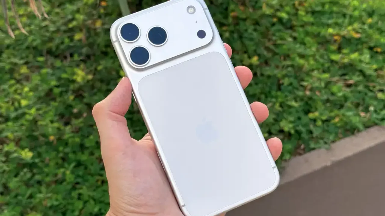 Apple'dan Donanım Atağı: iPhone 18 Serisi 12GB RAM ile Geliyor