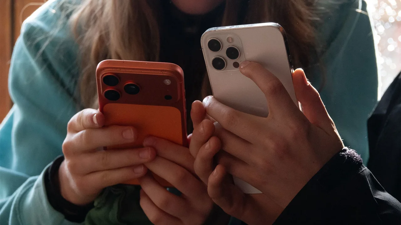 Apple'dan Engelleri Aşan Teknoloji Hamlesi! Görme ve Duyma Engelliler İçin Devrim Niteliğinde Yenilikler