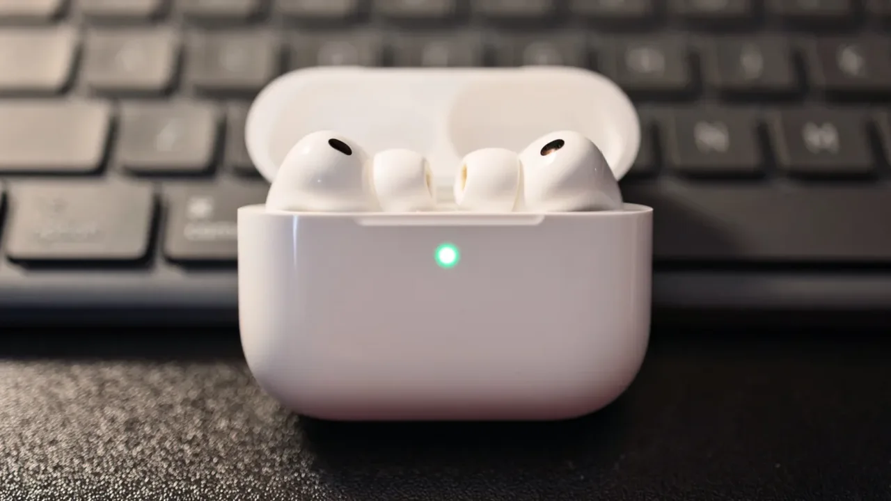 Apple'ın Yeni AirPods Planı: Kamera Teknolojisi Donanımlara mı Ekleniyor?