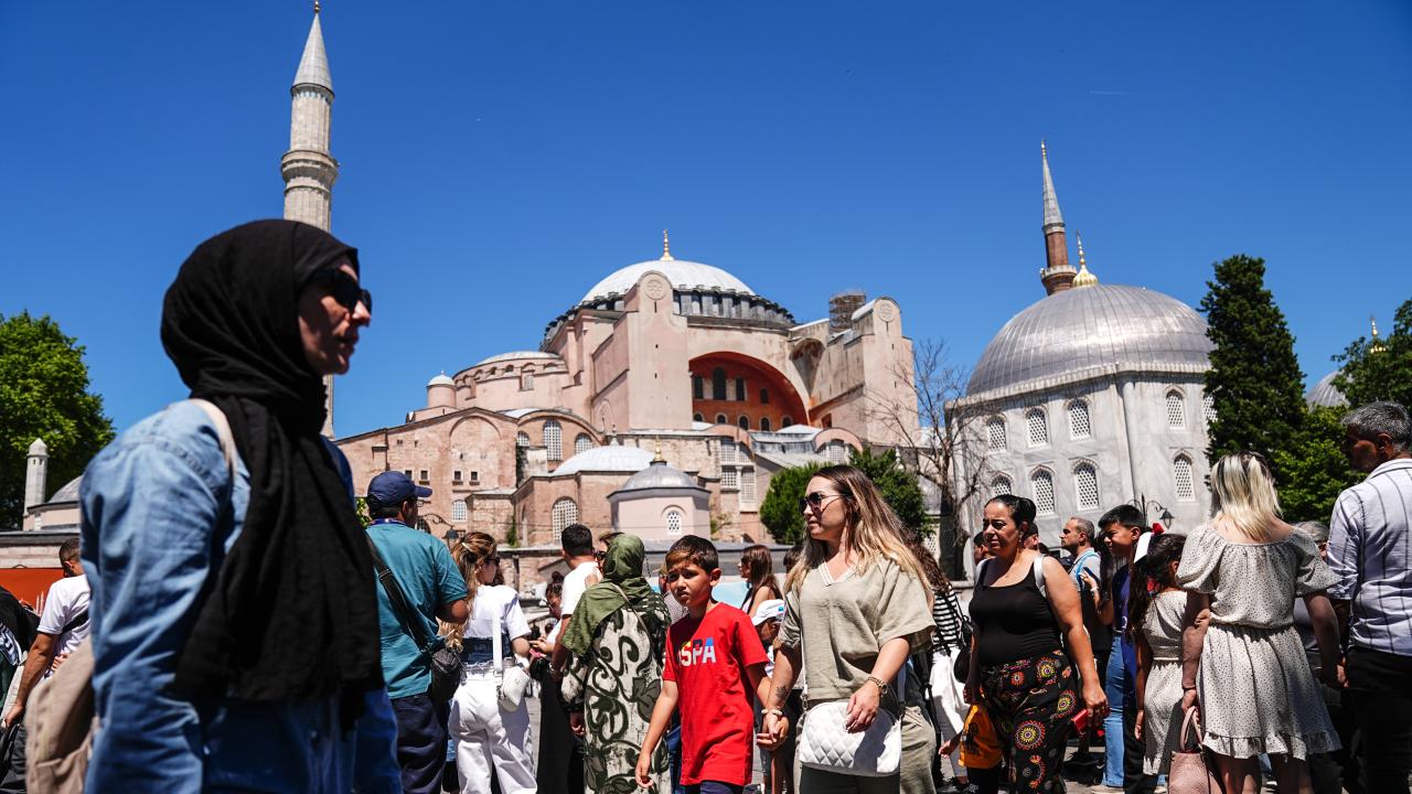 Ayasofya-i Kebir Camii Şerifi 6 Yılda 30 Milyonu Aşkın Ziyaretçiyi Ağırladı