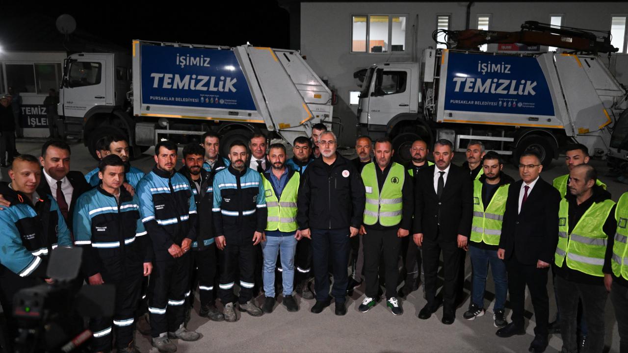Bakan Işıkhan'dan Müjde Üstüne Müjde! 1 Mayıs'ta İşçilerle Buluştu, Rekor İstihdam Rakamlarını Açıkladı!