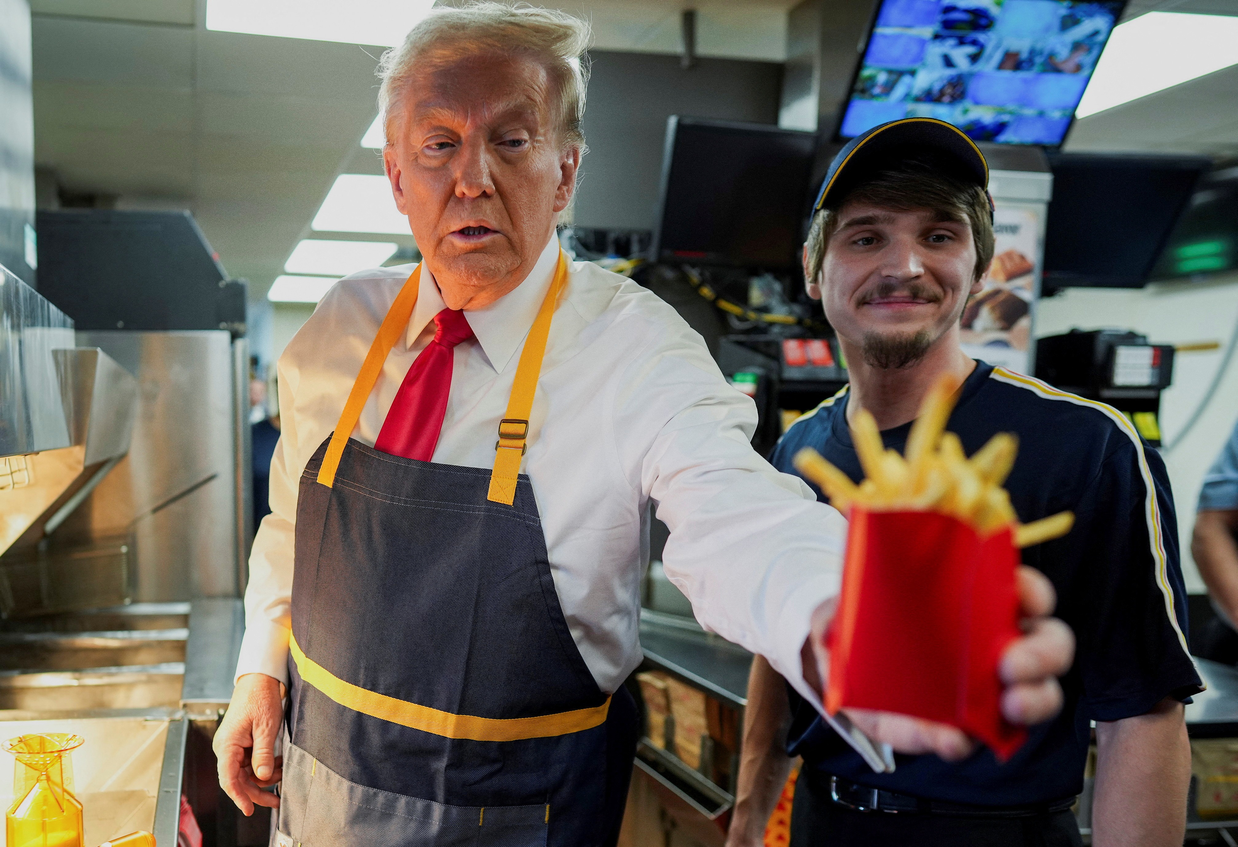 Başkanlık Uçağında 'Mütevazı' Menü: ABD Başkanı Trump'ın Tercihleri