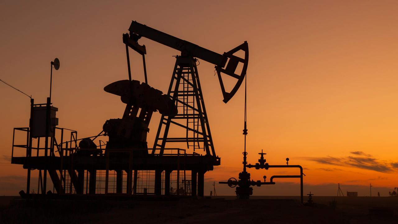 Brent Petrol Fiyatlarında Dengeli Seyir: 83,10 Dolar Seviyesi