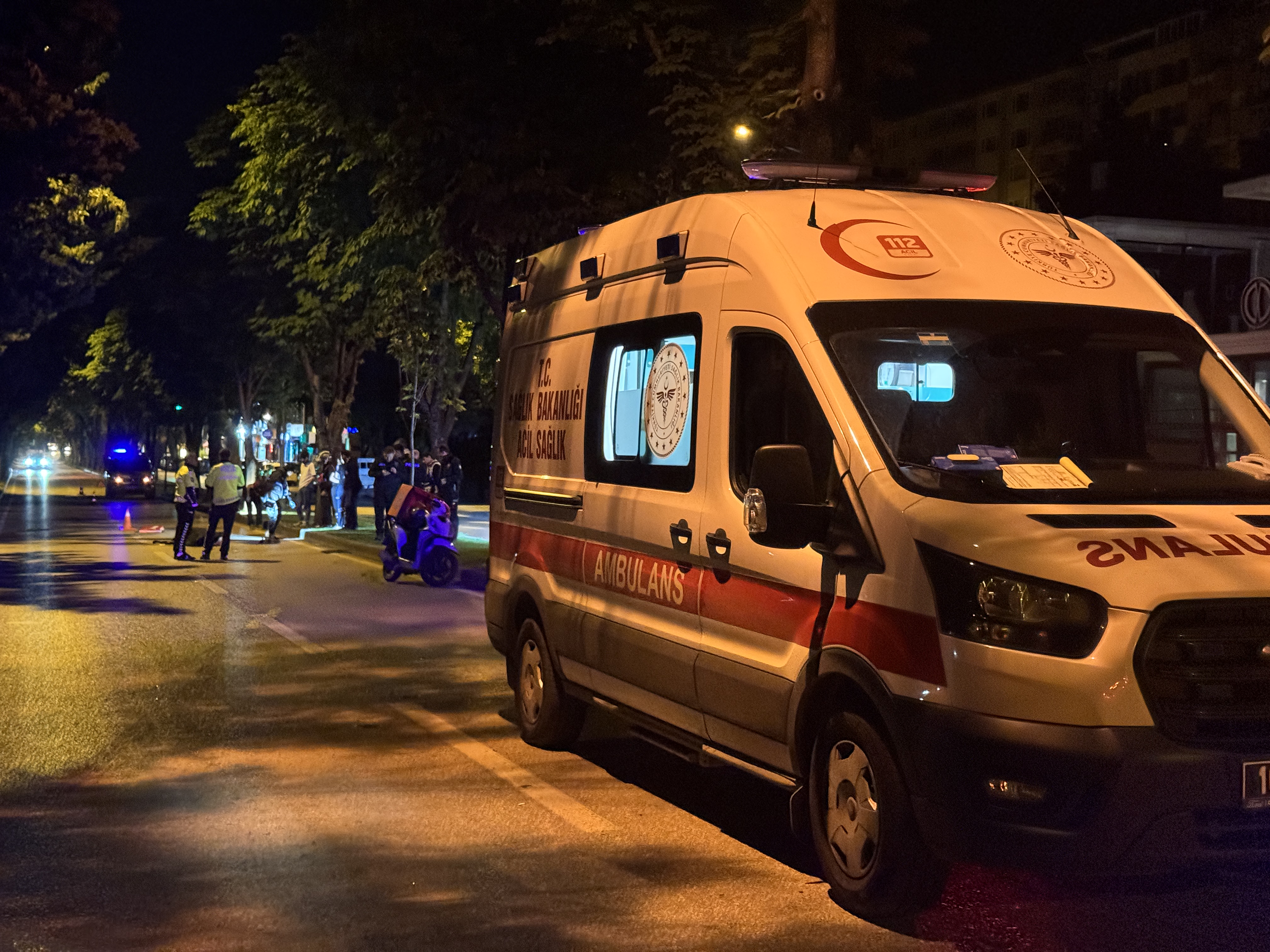 Bursa'da Acı Kayıp: Motokurye Refüje Çarparak Hayatını Kaybetti!