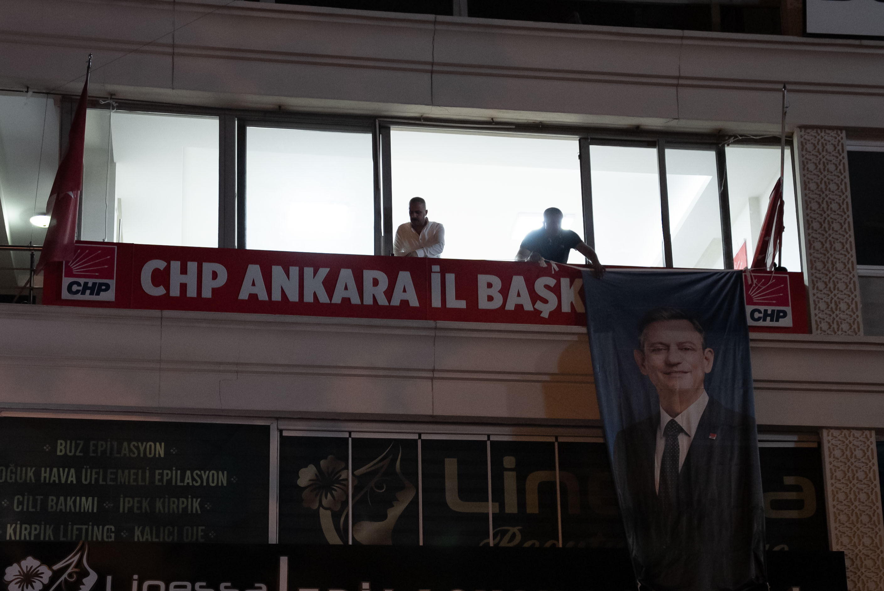 CHP Ankara İl Başkanlığı'nda Gerginlik