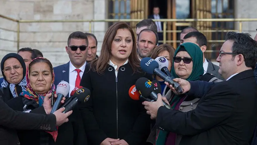 CHP'de Deprem! Afyon Belediye Başkanı Burcu Köksal AK Parti'ye Geçiyor: Siyasette Şok Transfer!