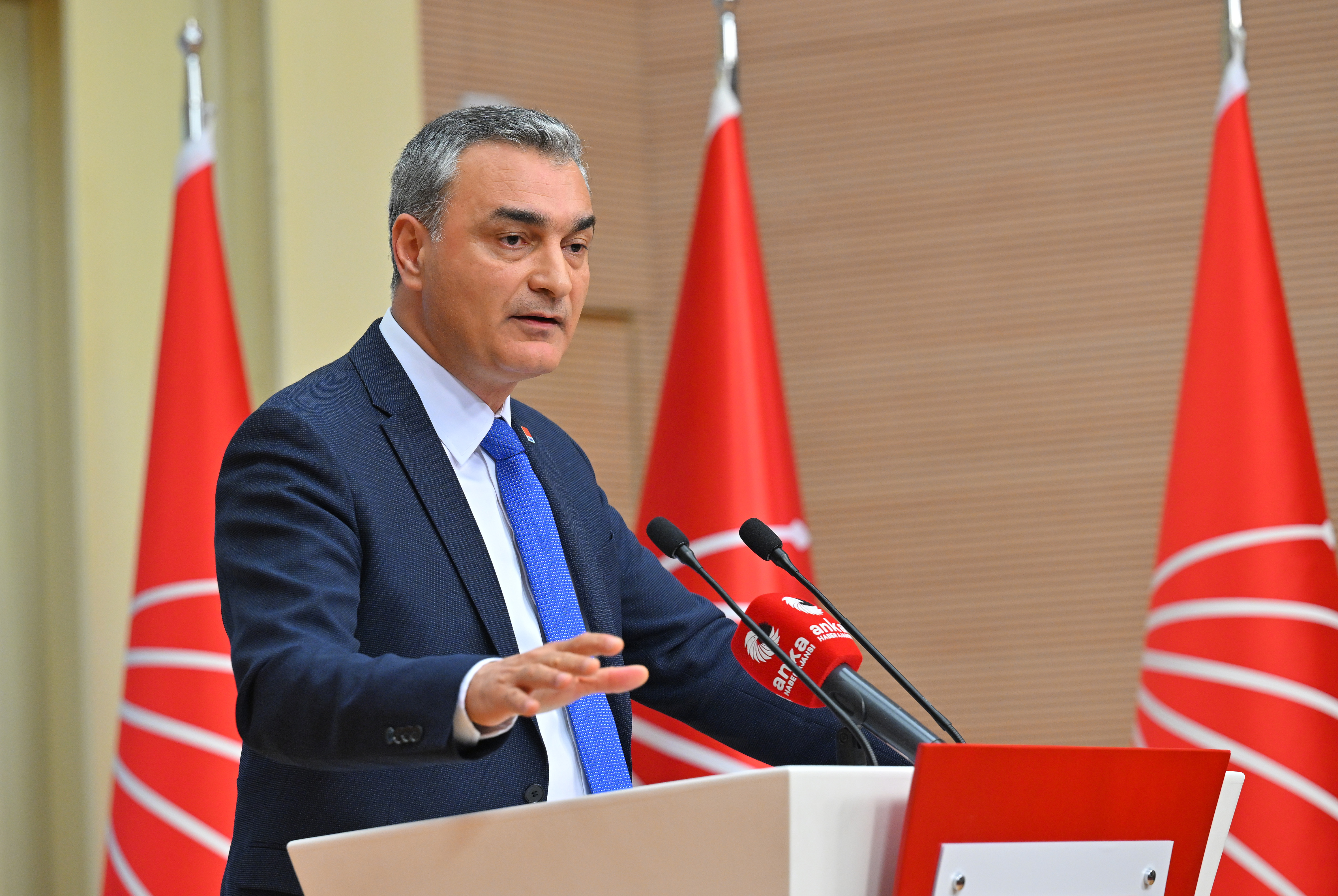 CHP'de Yeniden Yapılanma: 4 İl Başkanlığı Görevden Alındı