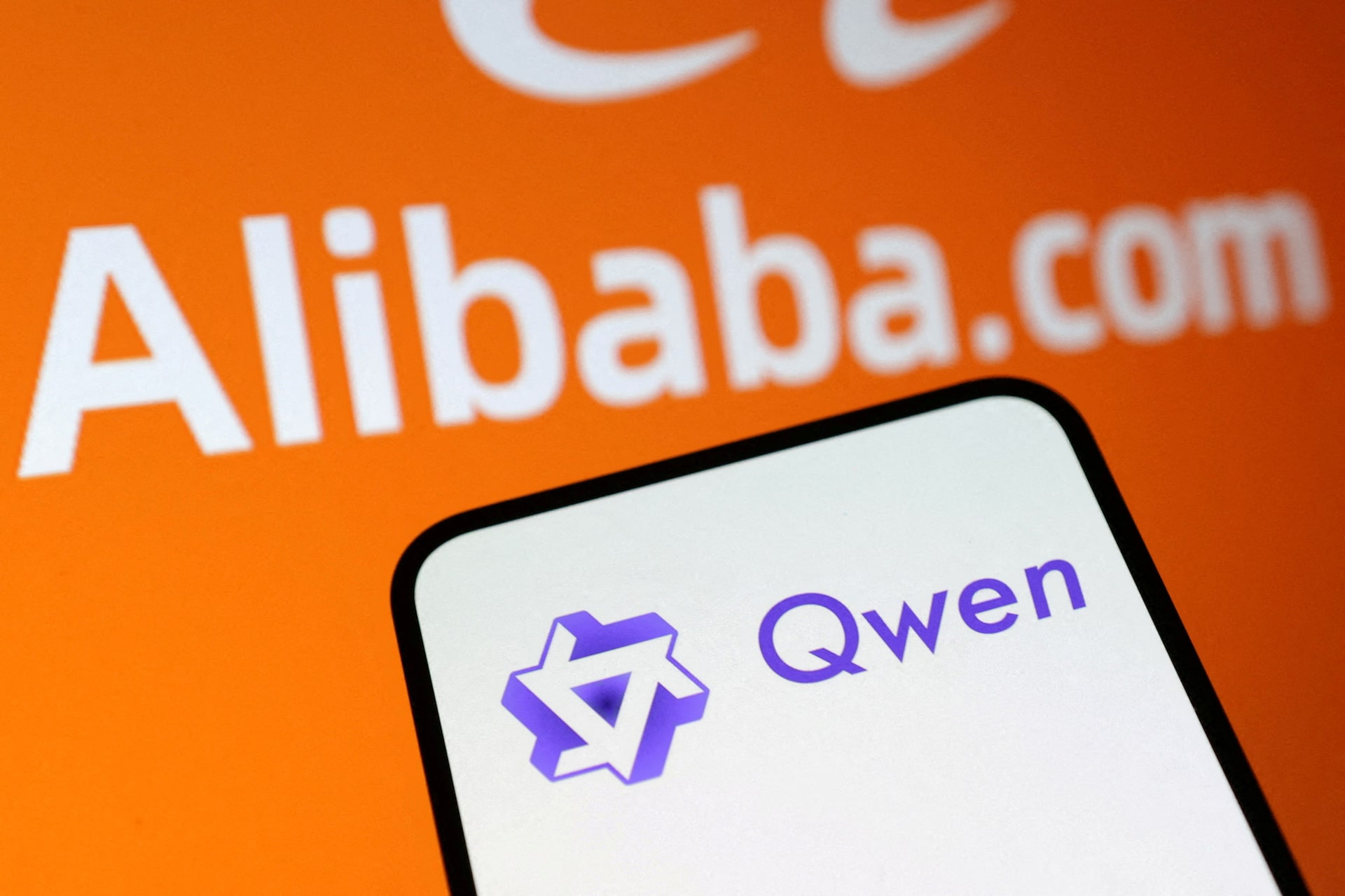 Çin Teknoloji Sektöründe Büyük Rekabet: Alibaba ve DeepSeek'ten Yeni Hamleler