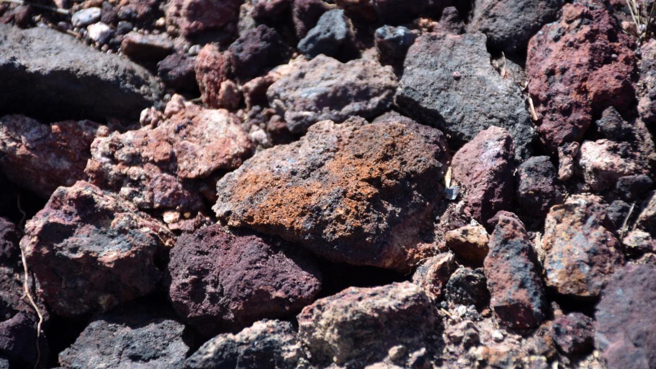 Çip Krizi Kapıda Mı? O Savaş Bizi Nasıl Vuracak?