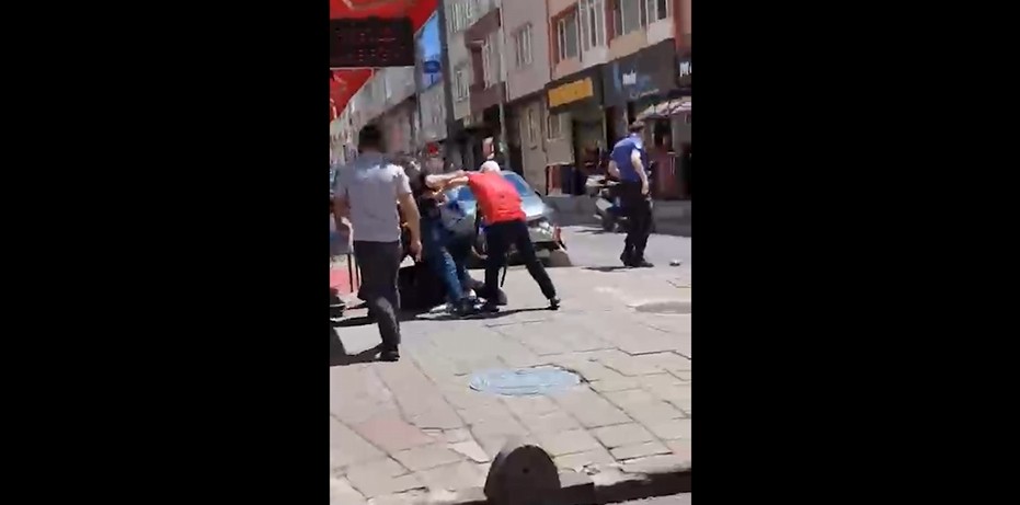 Çorlu'da Kan Donduran Anlar: Polis Katiline Linç Girişimi!
