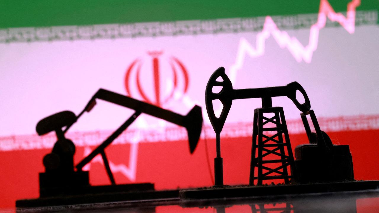 Diplomasi Beklentisi Brent Petrolü 85 Doların Altına Çekti