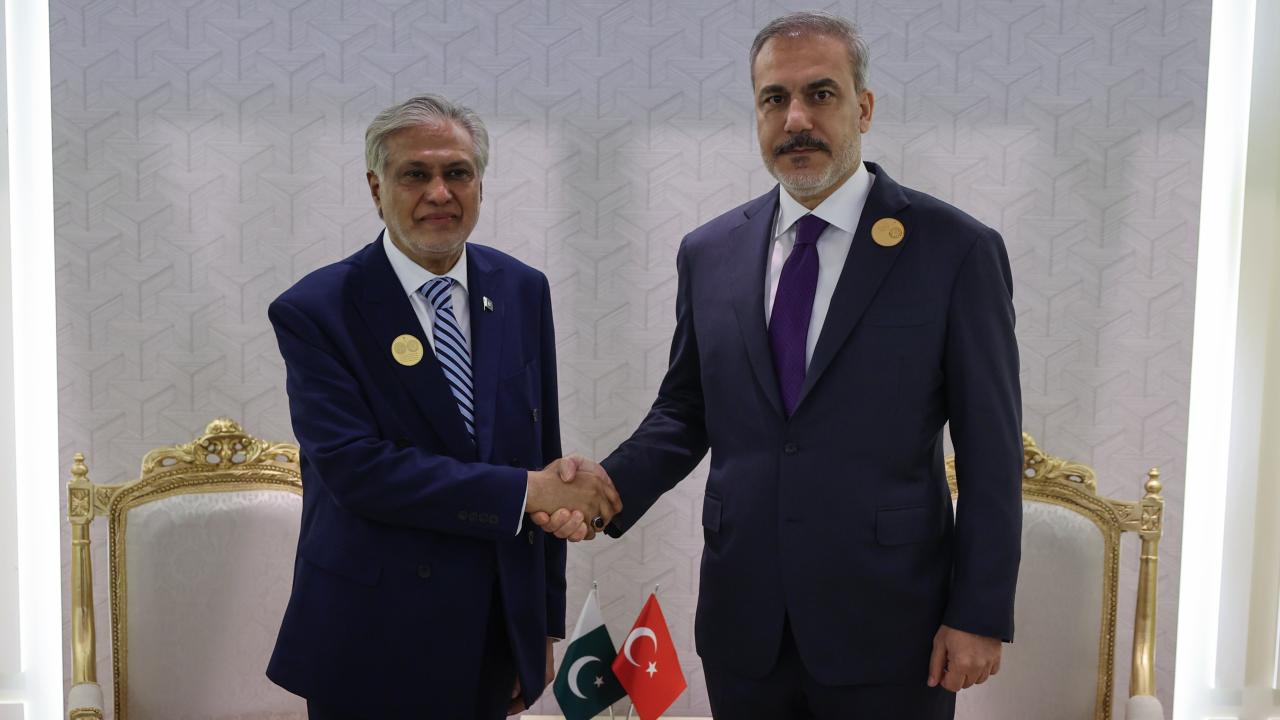 Diplomasi Hattı Hareketli: Bakan Fidan, Pakistanlı Mevkidaşıyla Görüştü!