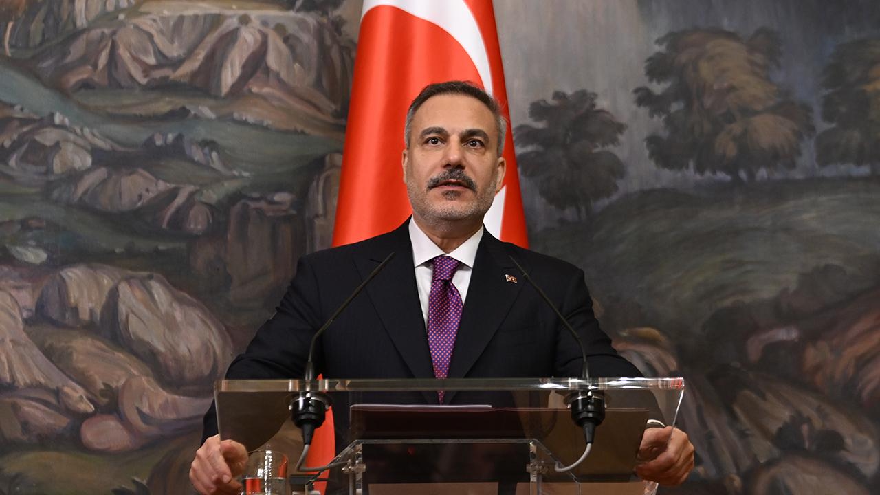 Dışişleri Bakanı Hakan Fidan, Paris'teki Ukrayna Zirvesi'ne Katılacak