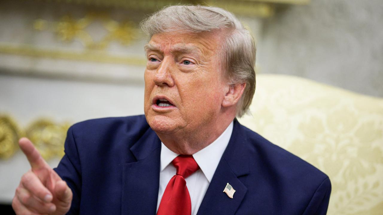 Donald Trump'tan Hürmüz Boğazı Açıklaması: Stratejik Kontrol Vurgusu