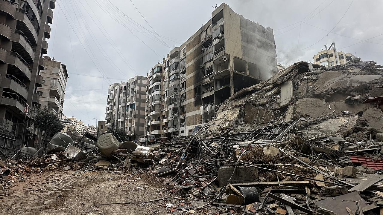DSÖ'den Şoke Eden Rapor: İsrail, Lübnan'da Sağlık Merkezlerini Bombaladı! İşte Korkunç Detaylar