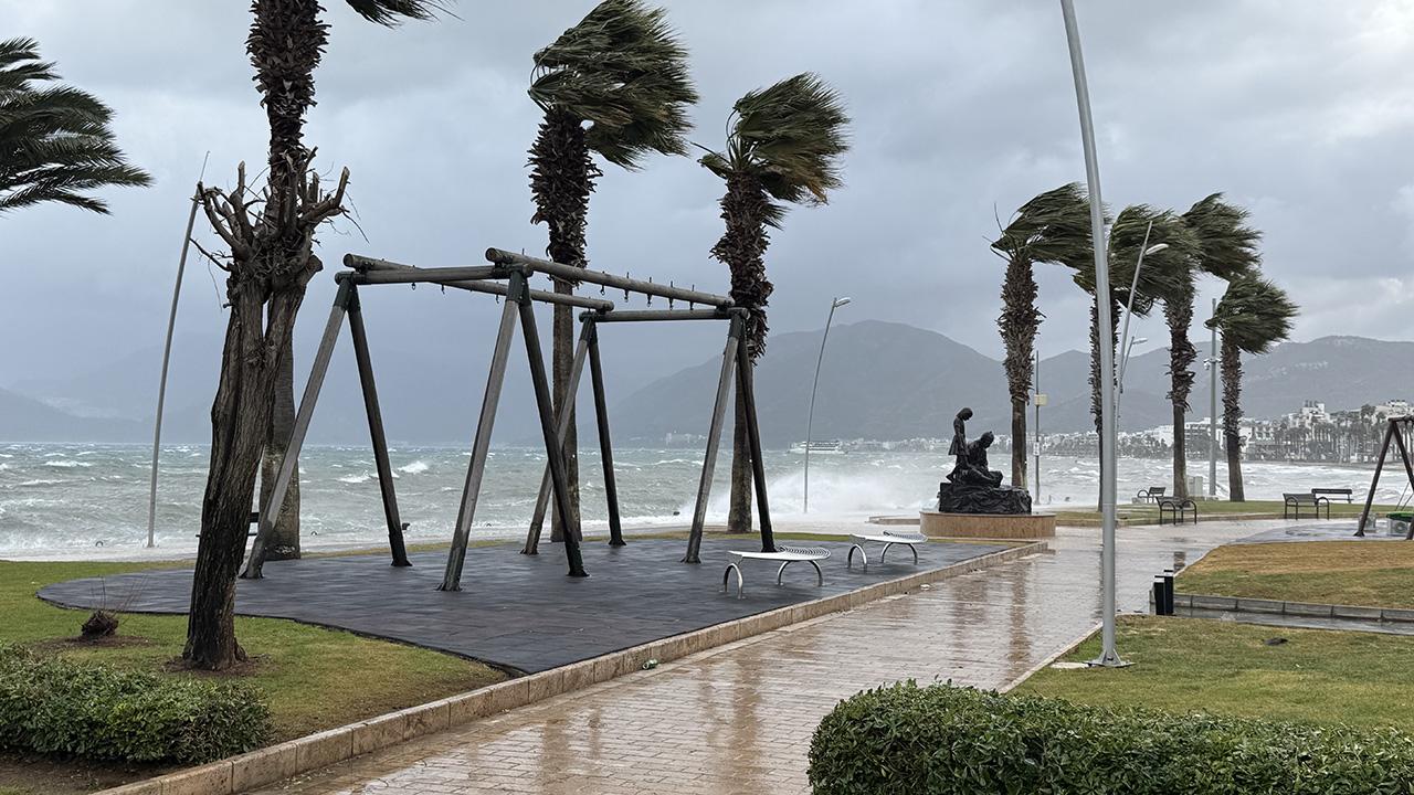 Ege ve Akdeniz Alarmda! Meteoroloji'den Kritik Fırtına Uyarısı: Denizciler Dikkat!