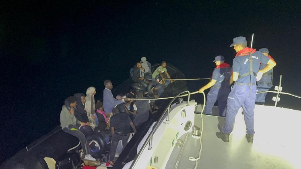 Ege'de Düzensiz Göçle Mücadele: Seferihisar’da 32 Kişi Yakalandı