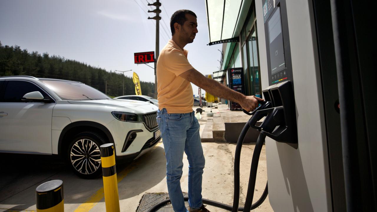 Elektrikli Araçlarda Şarj Tüketimi Hızla Artıyor