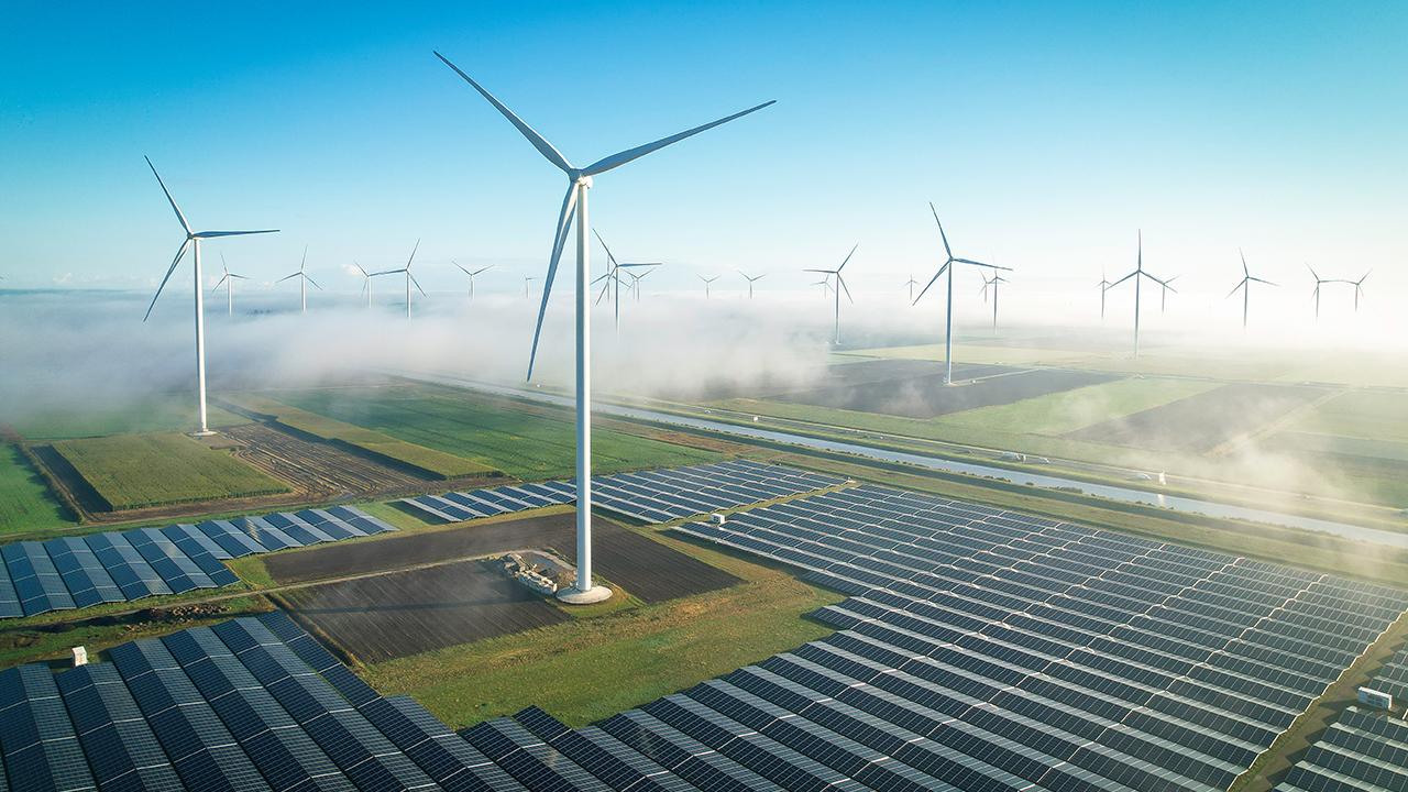 Enerji Krizi Türkiye'ye Vız Geldi! Yenilenebilir Enerji Rekoru Kırdık, Dışa Bağımlılığı Azalttık!