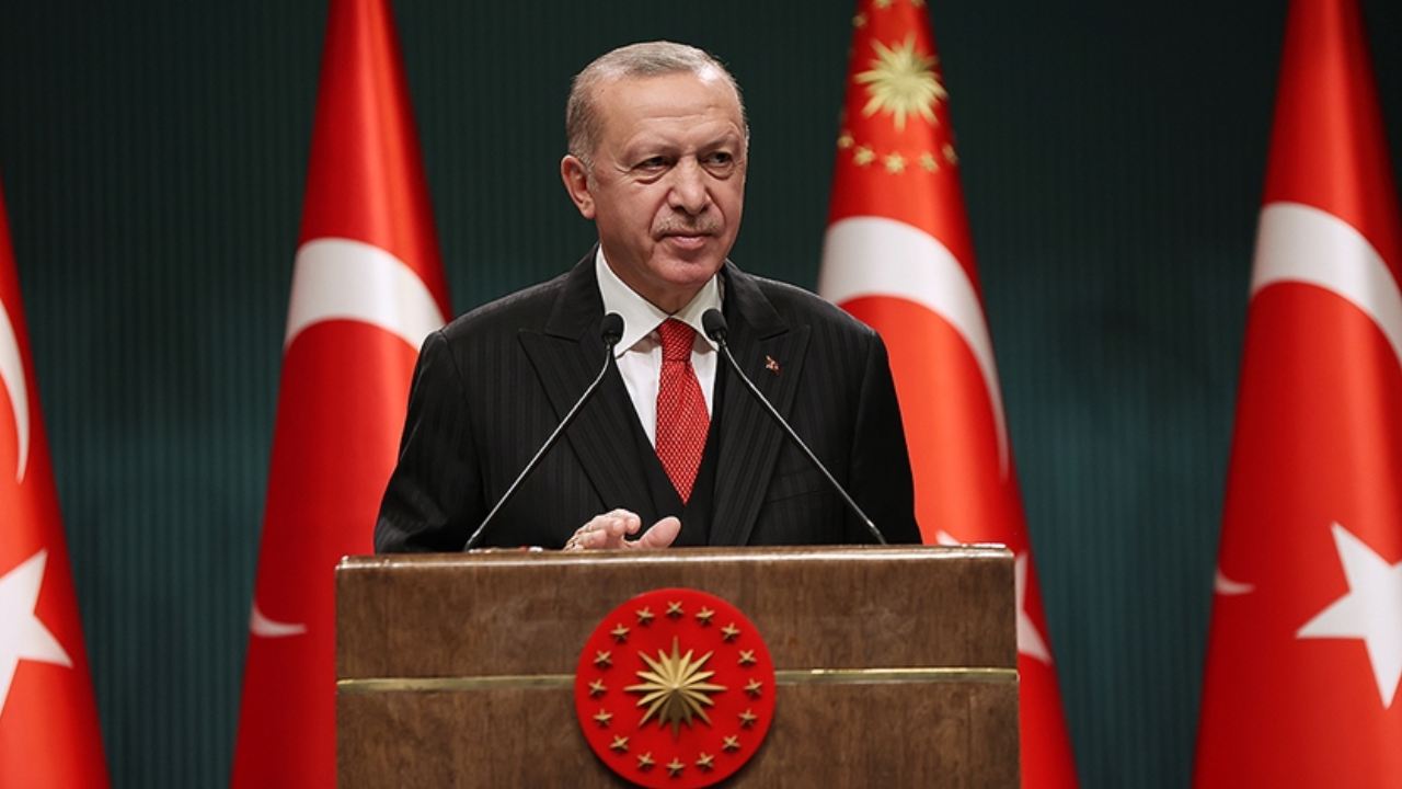 Erdoğan'dan ABD'deki Türk Vatandaşlarına Duygusal Çağrı: O Mesafe Bizi Asla Ayıramaz!