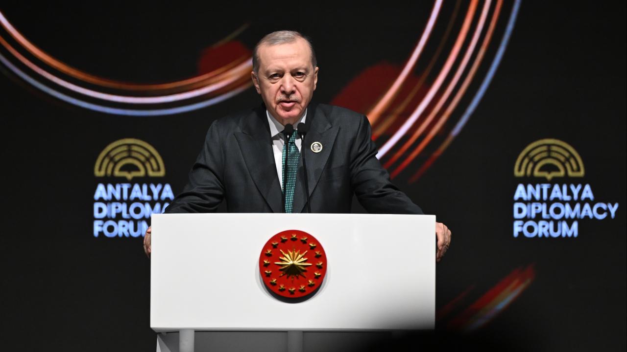Erdoğan'dan Antalya'da Kritik Zirve! Dünya Liderleri Tek Tek Sıraya Girdi