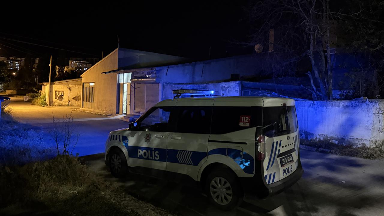 Erzurum'da Mahalle Sakinlerinden Güvenlik Birimlerine Destek: 10 Düzensiz Göçmen Yakalandı