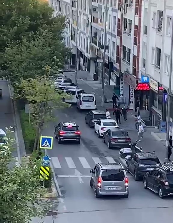 Esenyurt'ta Sözlü Tartışma Bıçaklı Kavgaya Dönüştü