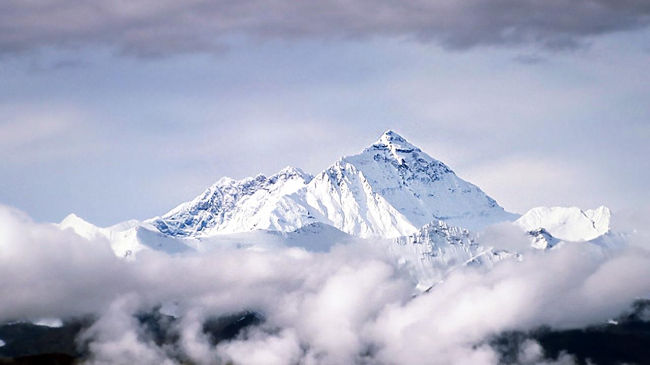 Everest'te Korkunç Gerçek: Zirve Artık Ölüm Tuzağı mı?