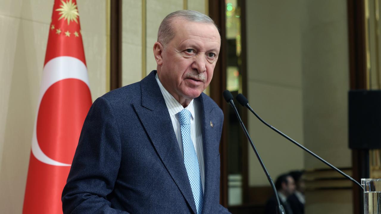 Futbolun Kalbi Doğu'da Attı! Erdoğan'dan Amed Sportif'e Tarihi Tebrik!