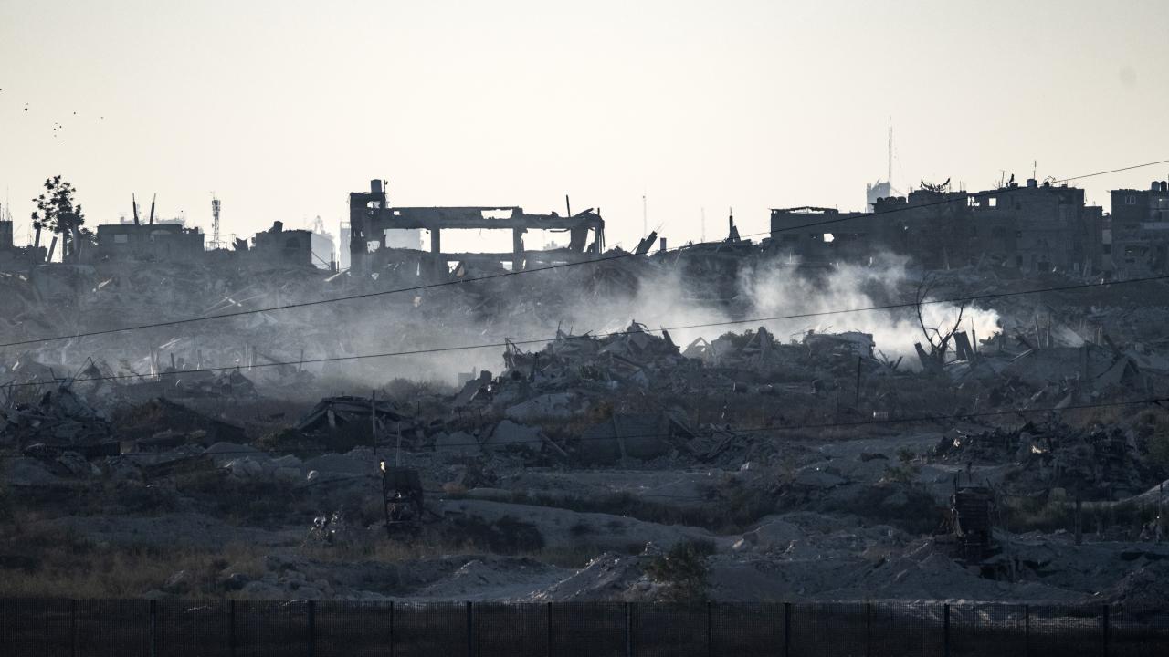 Gazze'de Düğün Sevinci Yerini Yasa Bıraktı! Kardeşler Alışverişe Gitti, Ölüm Haberleri Geldi!