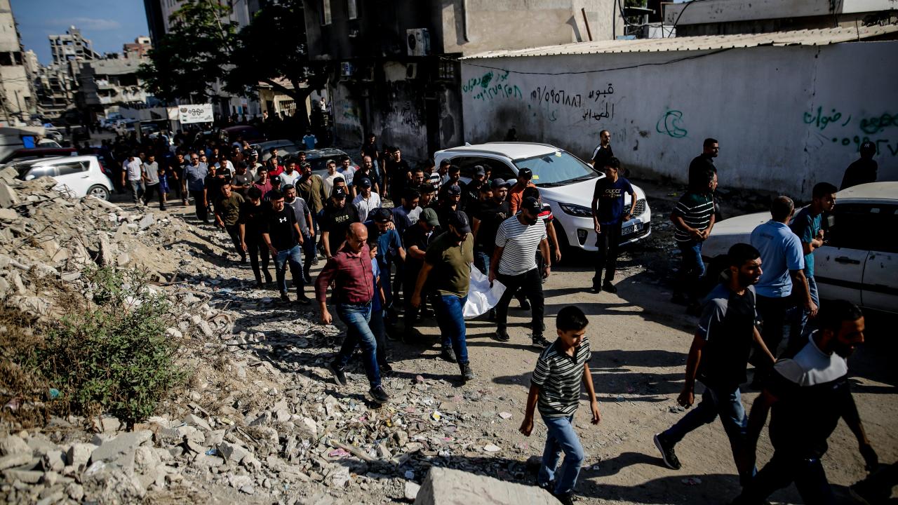 Gazze'de Saldırılar Sürüyor: 14 Kişi Hayatını Kaybetti