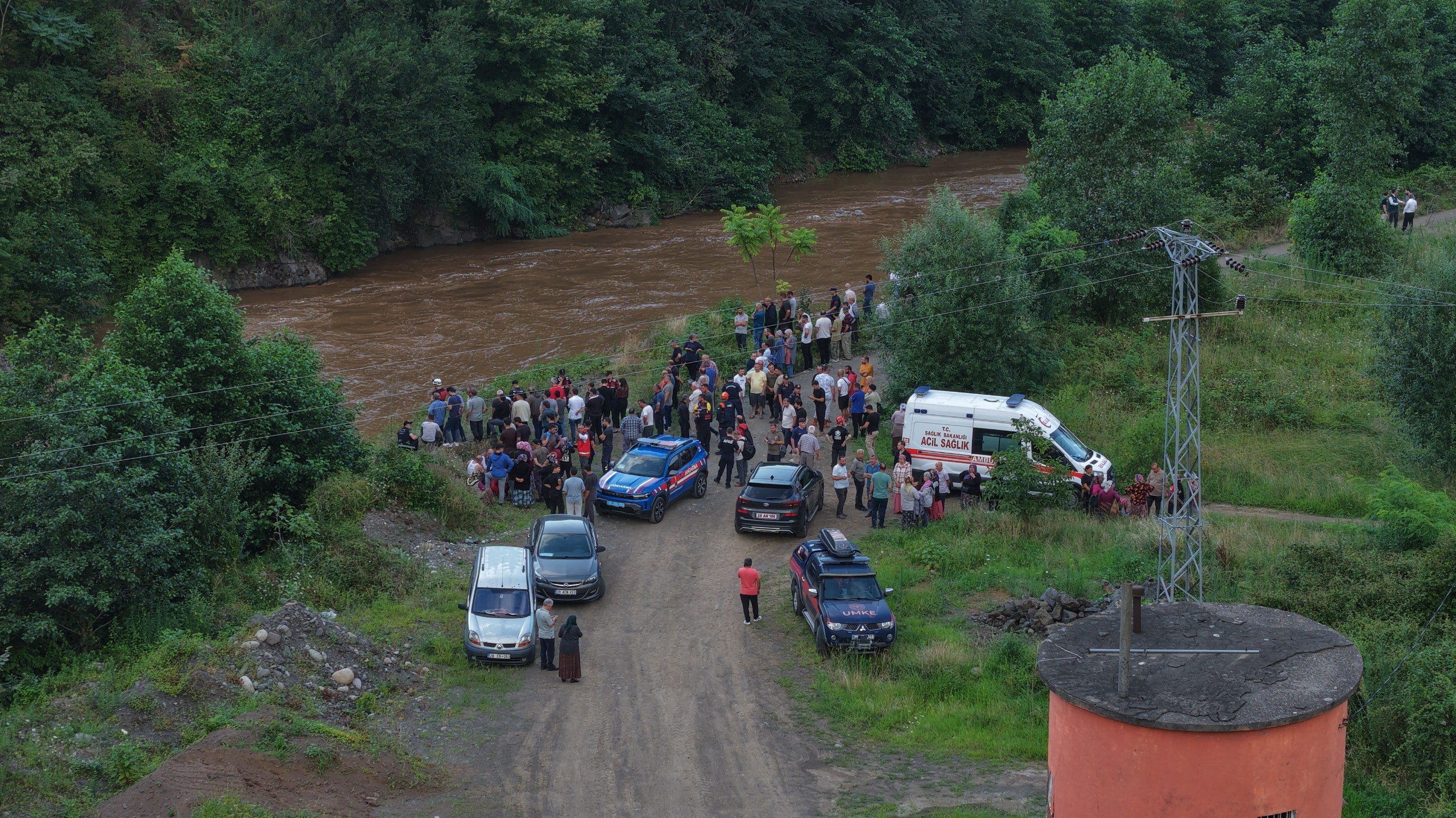 Giresun'da Sel Felaketi: Arama Çalışmaları Devam Ediyor