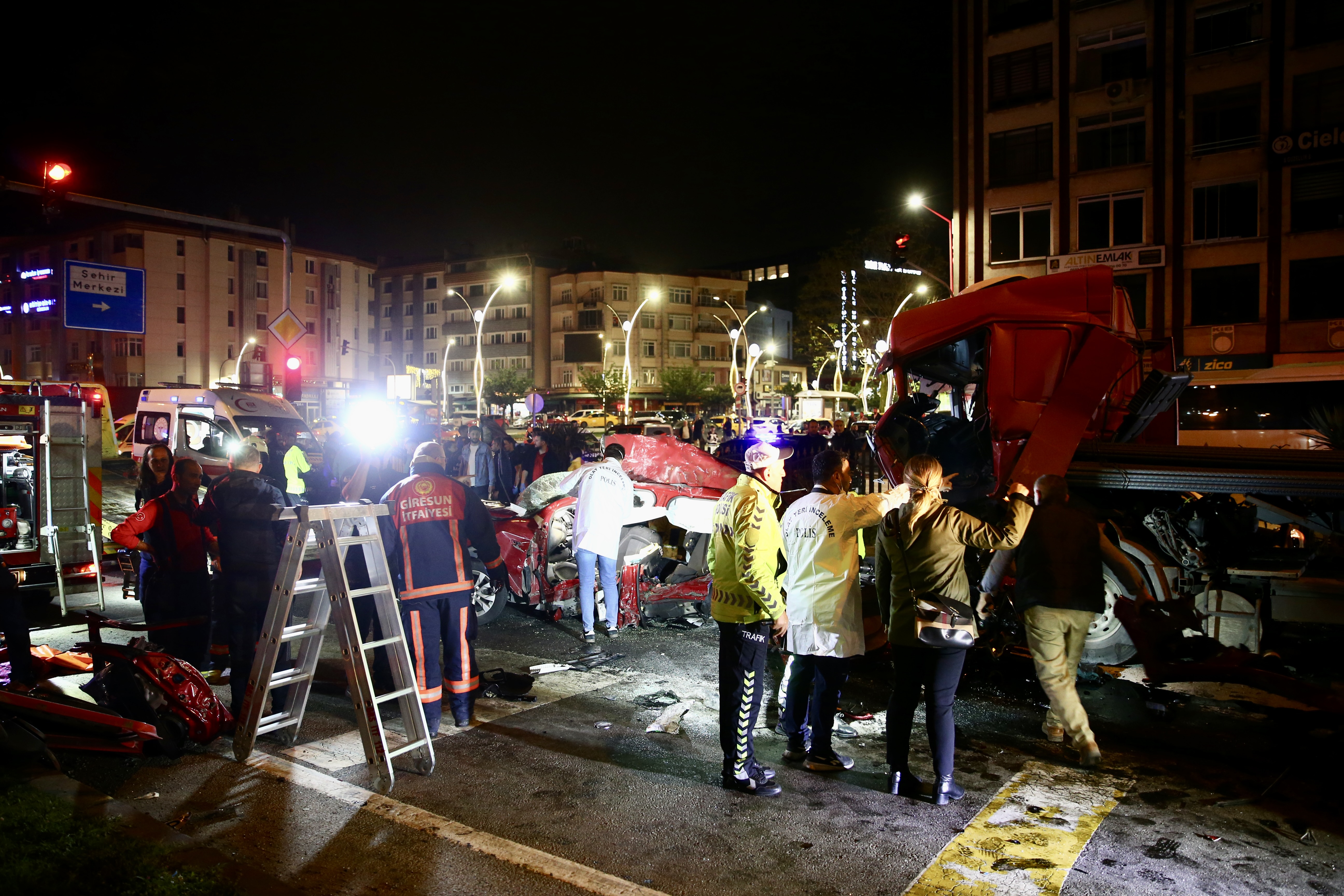 Giresun'da Yaşanan Faciada Korkunç Detay Ortaya Çıktı! Vali Açıkladı: Sürücü...