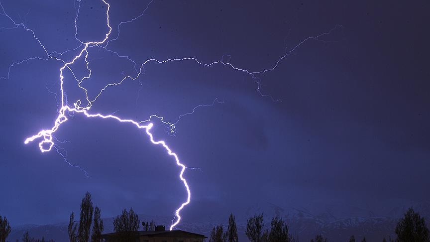 Gök Gürültüsü Dehşeti! Bangladeş'te Yıldırım Faciası: 14 Can Kaybı