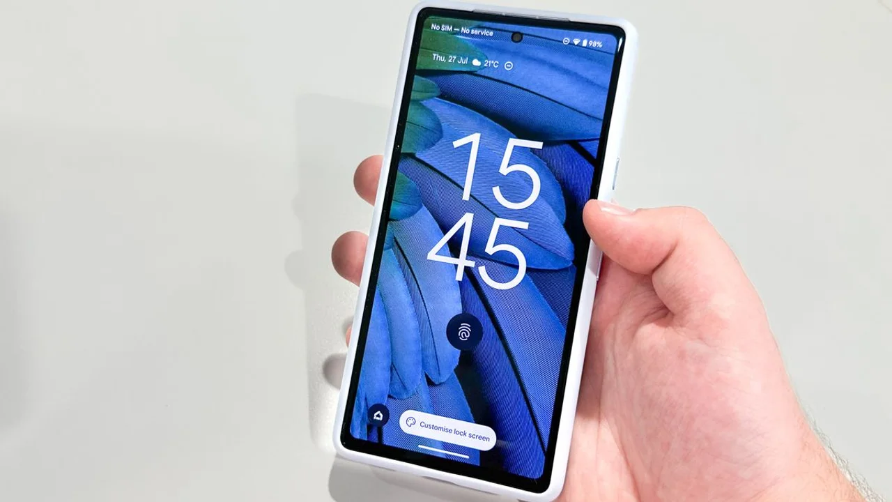 Google Pixel Kullanıcıları İçin Yapay Zeka Destekli Saat Tasarımları