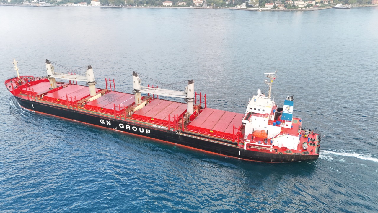 Hasar Gören M/V Lady Zehma İstanbul Boğazı'ndan Geçişini Tamamladı