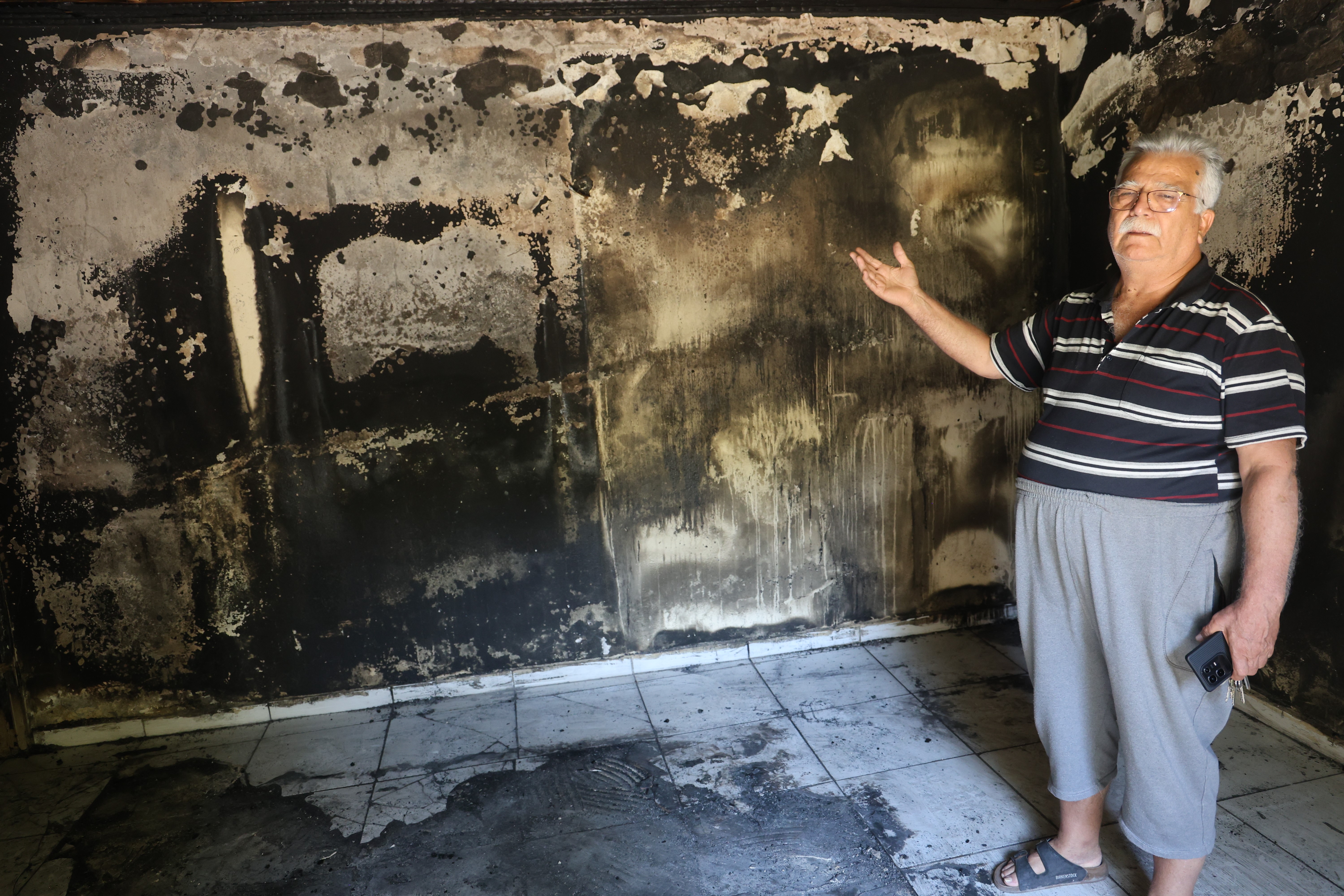 Hatay'da Bir Ömür Kül Oldu: Yangın Sonrası Yaşam Mücadelesi