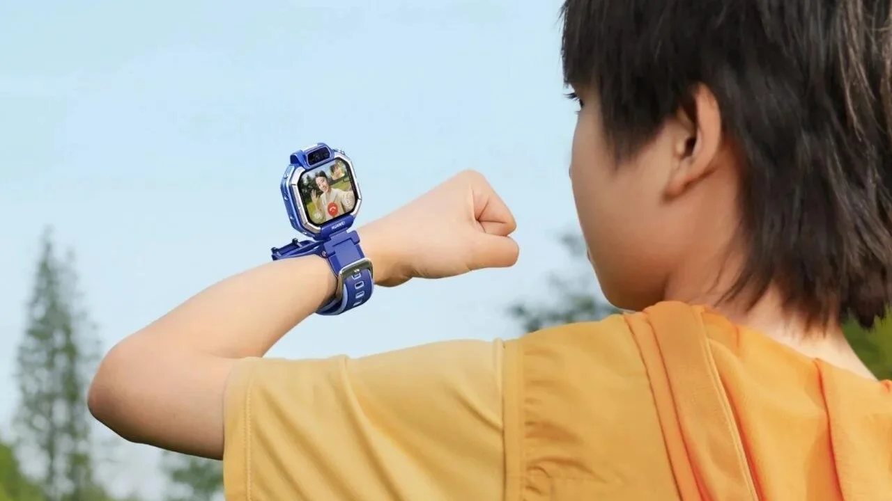 Huawei'den Çocuk Güvenliğinde Yeni Nesil Yaklaşım: WATCH KIDS X1