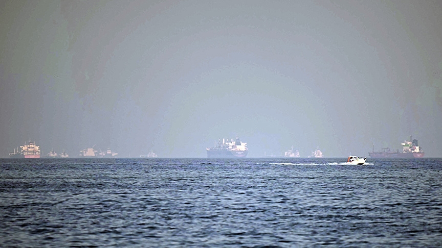 Hürmüz Boğazı'nda Gerilim Tırmanıyor! İran ve ABD Arasında Savaş Çanları mı Çalıyor?