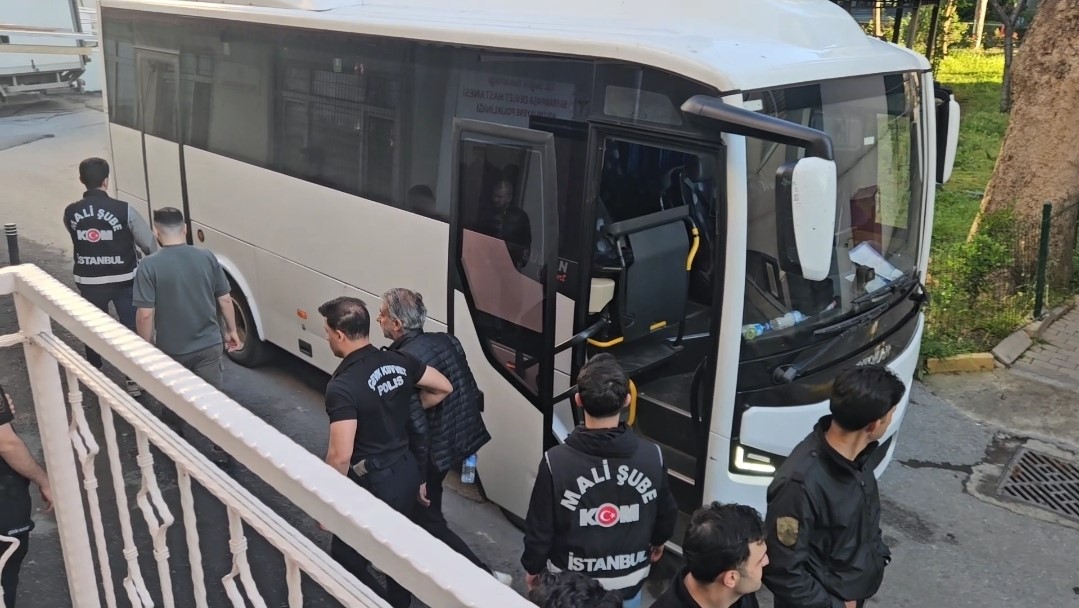 İBB'de İhale Skandalı Büyüyor! 12 Şüpheli Adliyede! İmamoğlu'nun Başına Neler Gelecek?