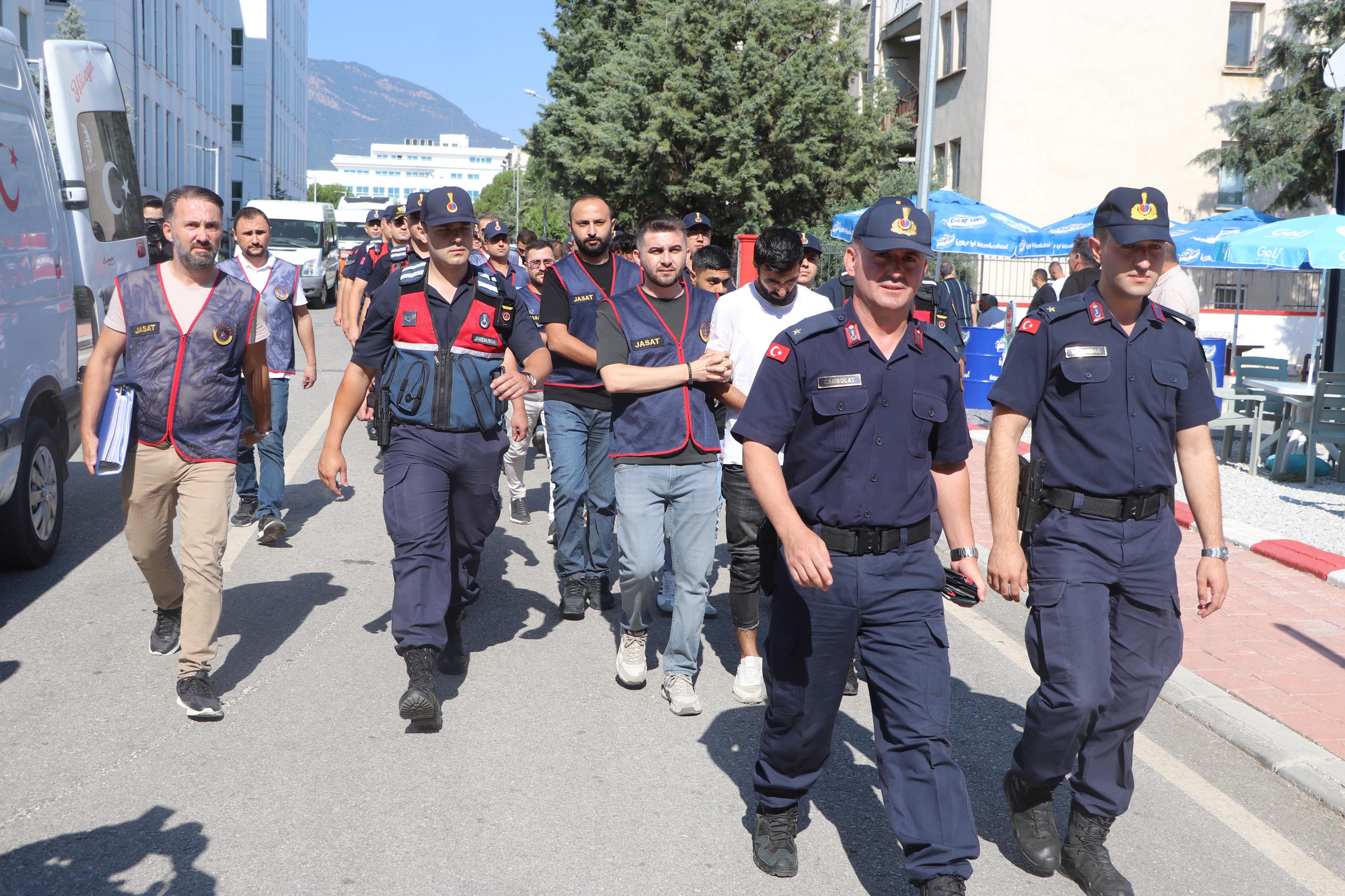 İnternet İlanıyla 'Kurye' Tuzağı: 4 Milyon Liralık Vurgun