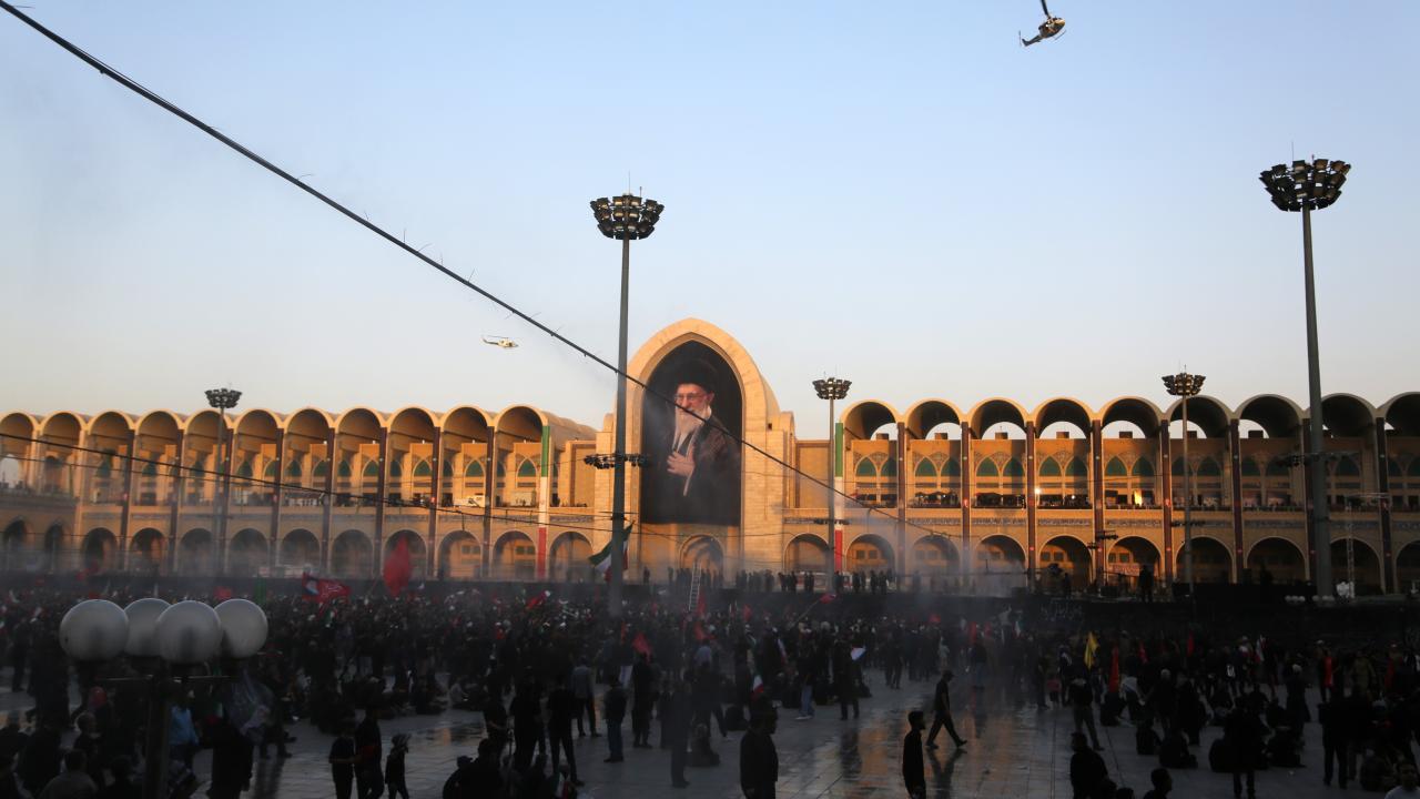 İran'da Ali Hamaney İçin Veda: Tahran'da Cenaze Namazı Kılındı